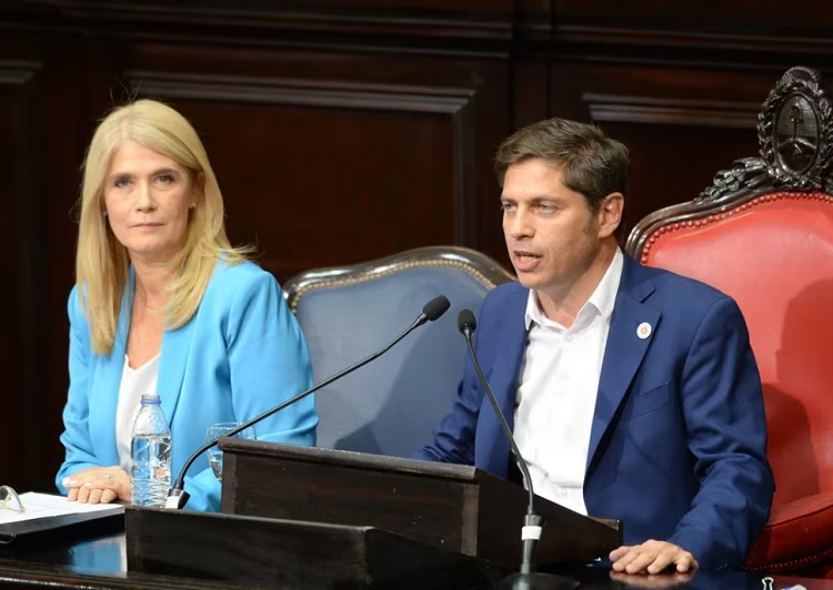 Kicillof a Milei: “La historia lo juzgará por el goce sádico del sufrimiento”