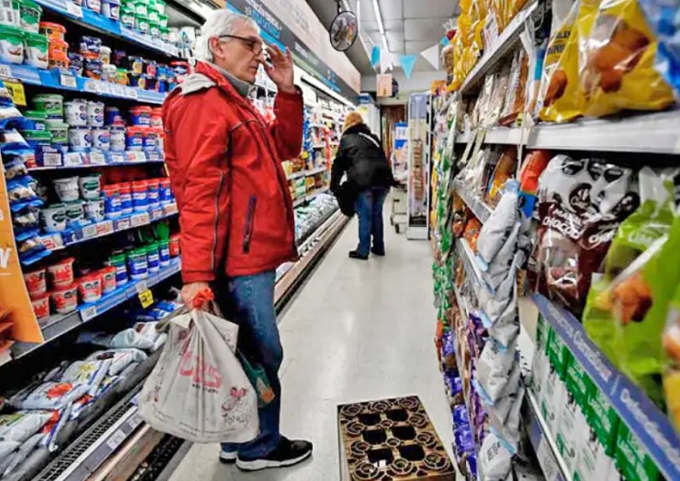 Efecto Milei: los alimentos aumentaron un 70% en el Conurbano