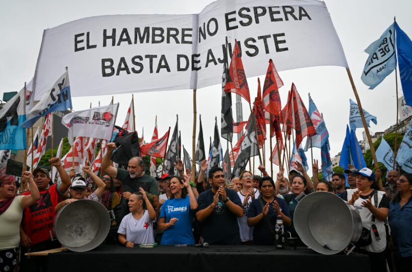 Los movimientos sociales vuelve a la calle para pedir la “emergencia alimentaria”