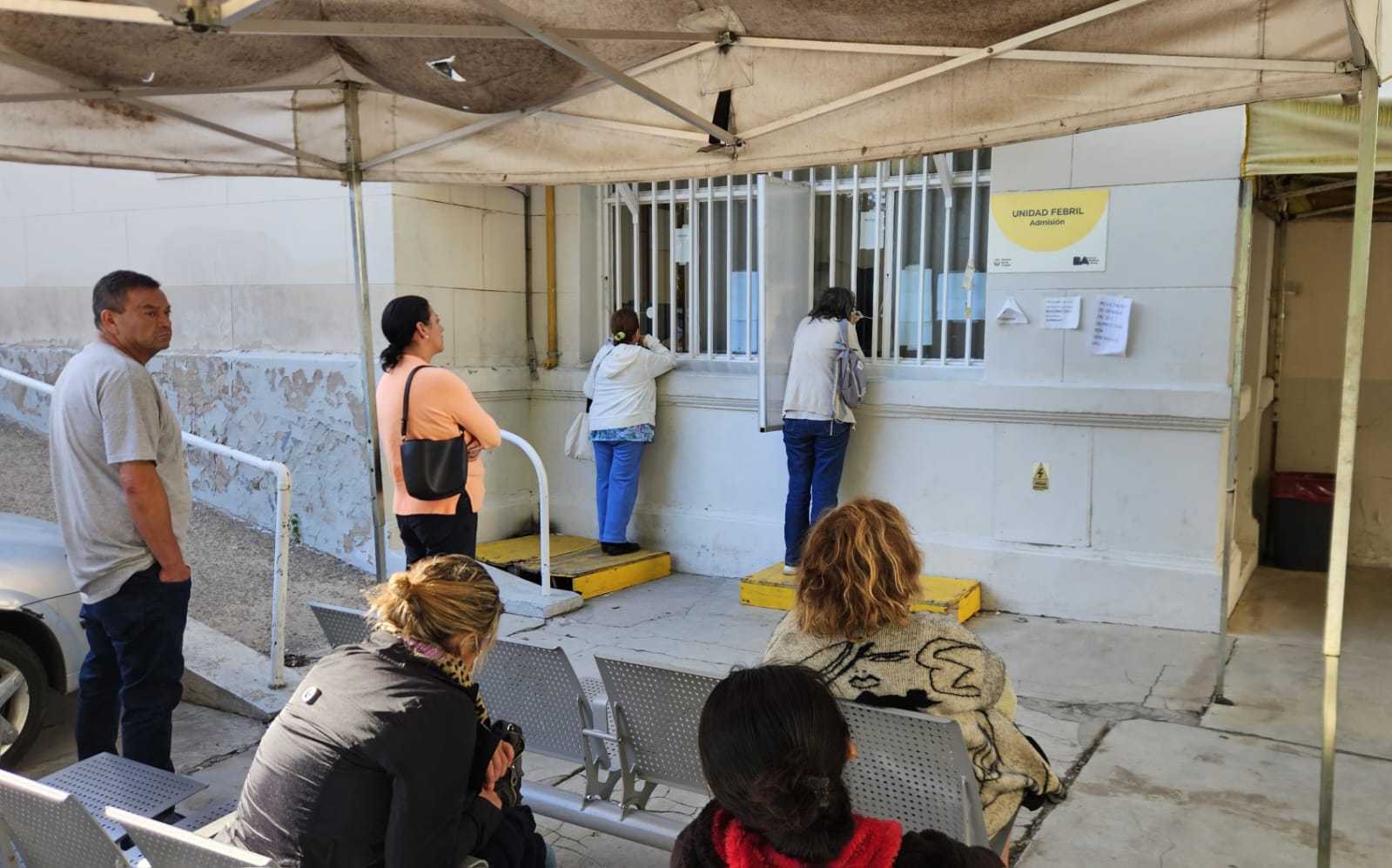 Dengue: GCBA refuerza la atención en las unidades febriles de los hospitales