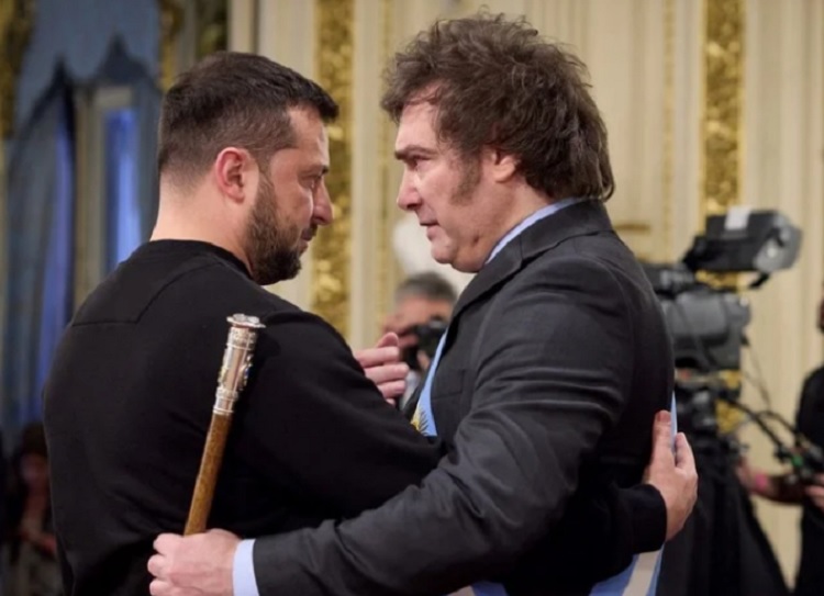 Milei desafía a Rusia y analiza enviar ayuda militar a Ucrania