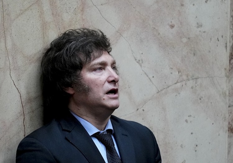 La encuesta que preocupa a Milei: perdió un 24% de apoyo entre sus votantes