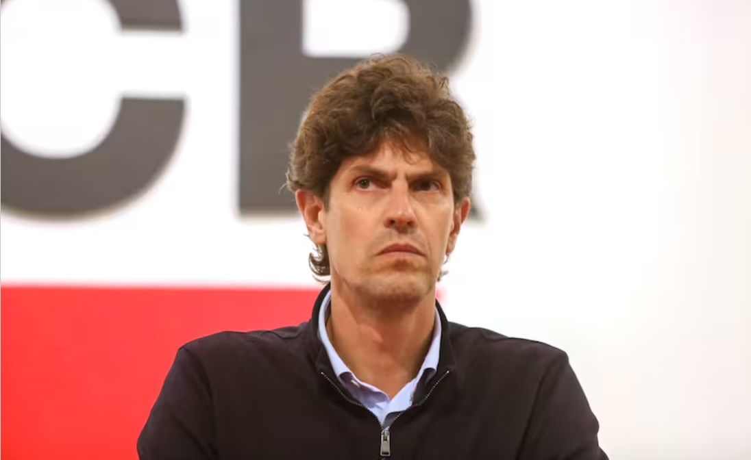 Lousteau: "El pensamiento mágico de Milei está afectando la economía real"