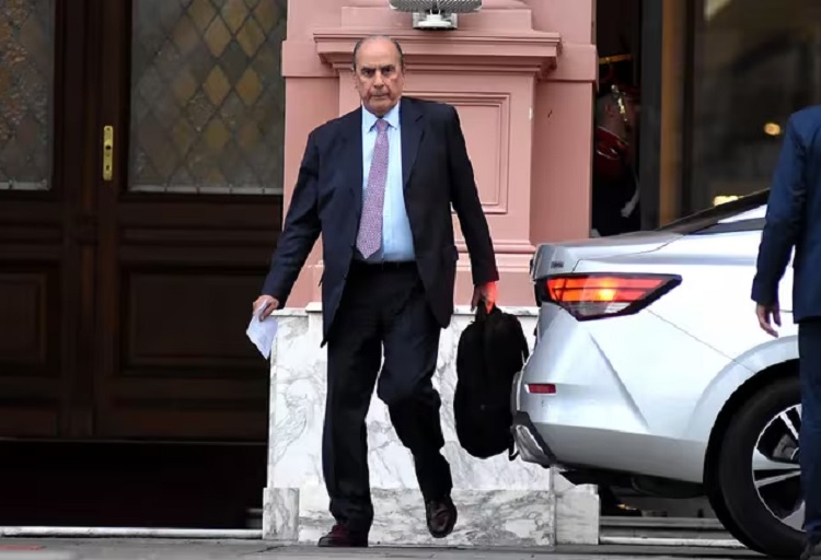 Pacto de Mayo: el Gobierno prioriza lo económico y negocia otros artículos