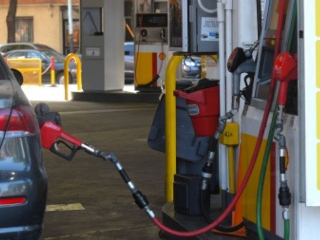 No para de subir: la nafta aumentó un 4%