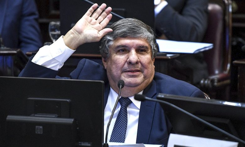 Mayans denunció presiones para aprobar la Ley Ómnibus: “Tienen el culo sucio”