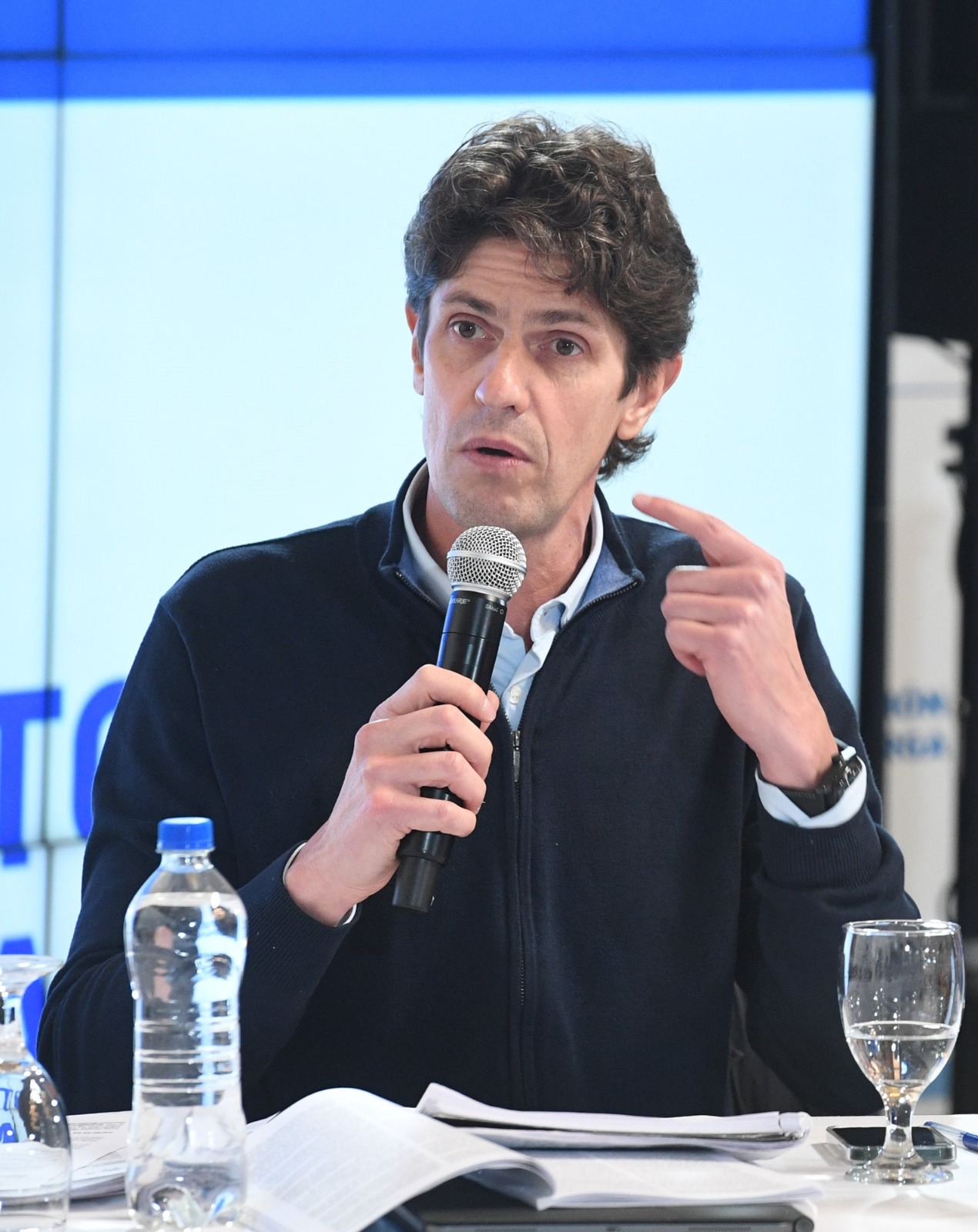 Lousteau: “Este paquete es una burla al contribuyente”