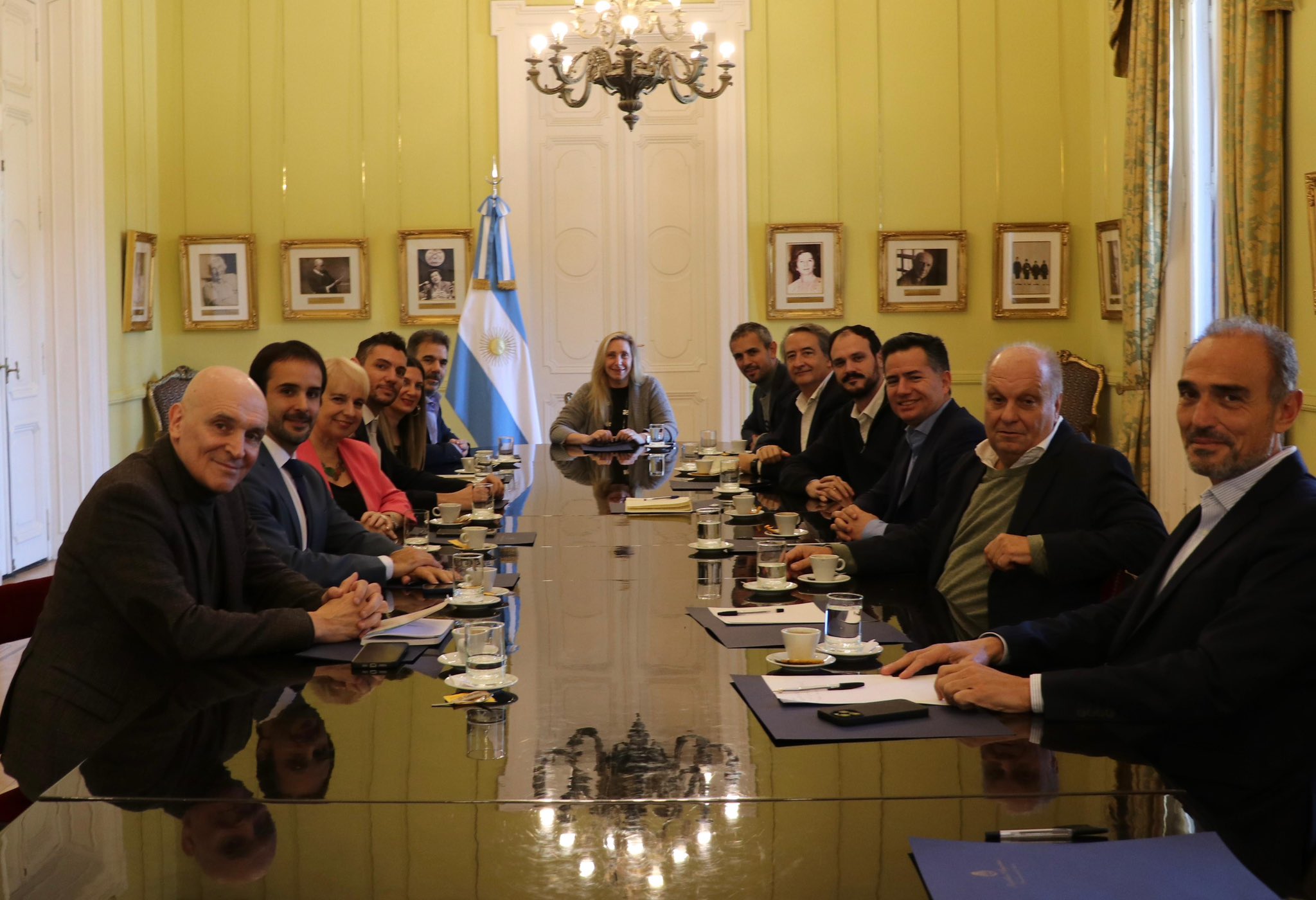 Karina Milei volvió a convocar a Ritondo y lo reunió con el jefe de bloque de LLA