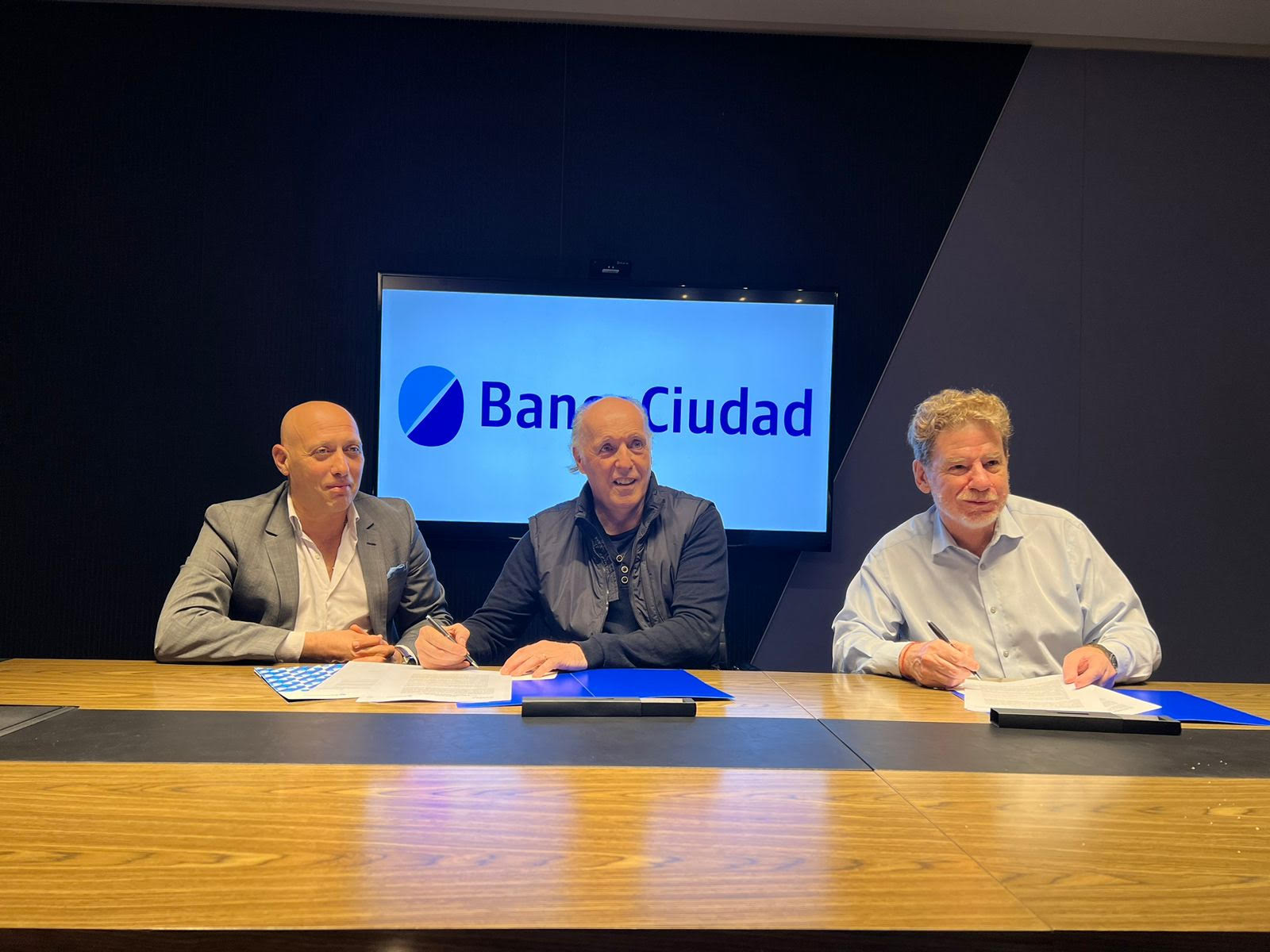 Nuevo convenio entre la ObSBA y el Banco Ciudad