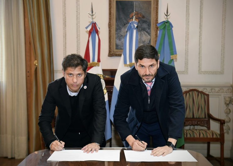 Kicillof y Pullaro firmaron convenios antes del Pacto de Mayo
