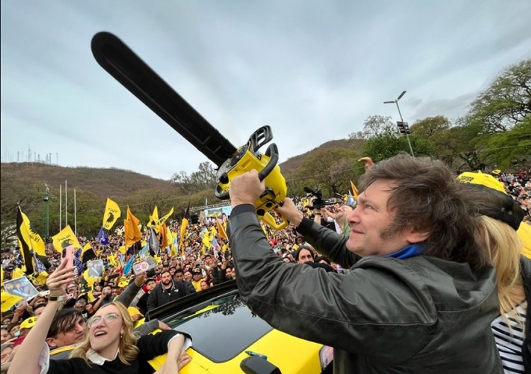 Encuesta: los votantes de Milei están "al límite de tolerancia"