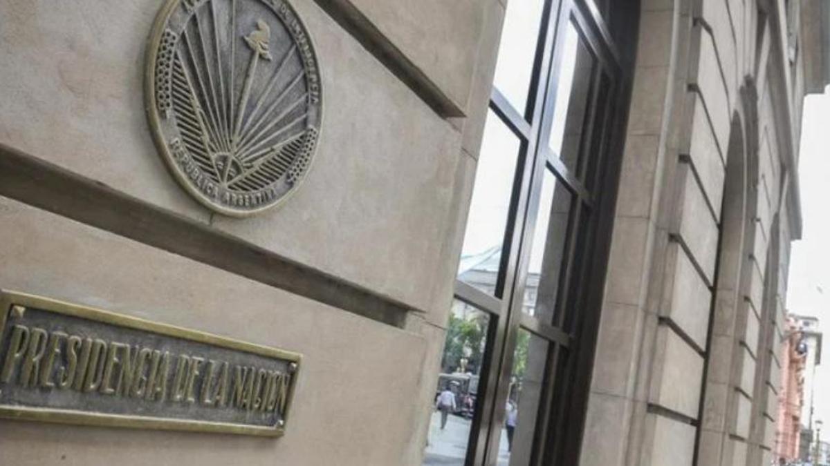 Santiago Caputo se queda con la AFI y la conducirá Sergio Neiffert