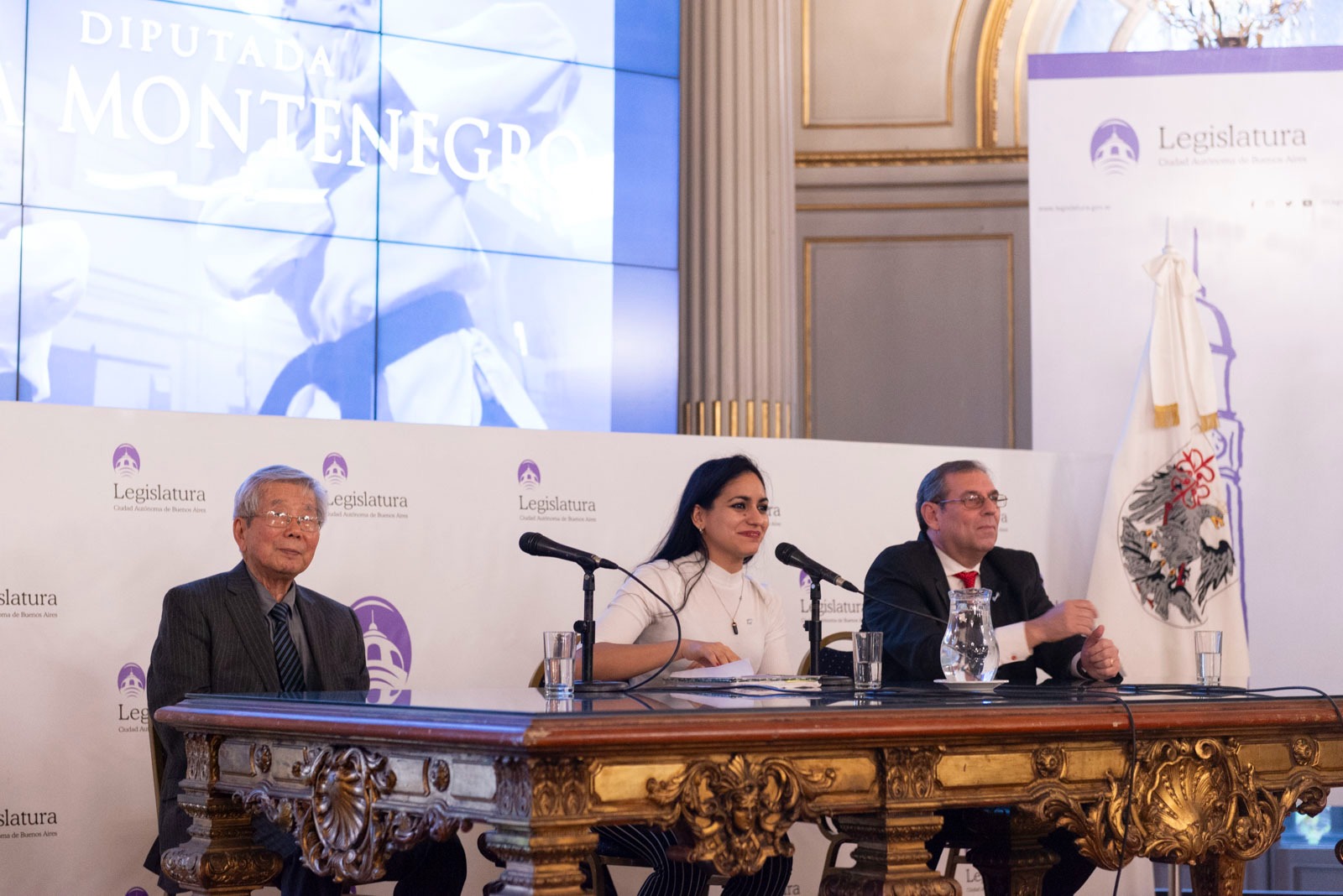 Lucía Montenegro homenajeó a los maestros del taekwondo