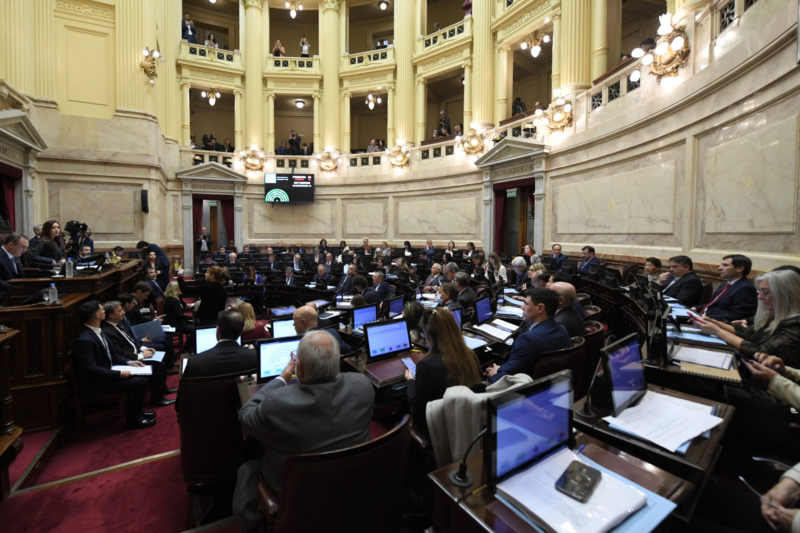 Día clave para la Ley Ómnibus: seguí el debate en vivo por NU
