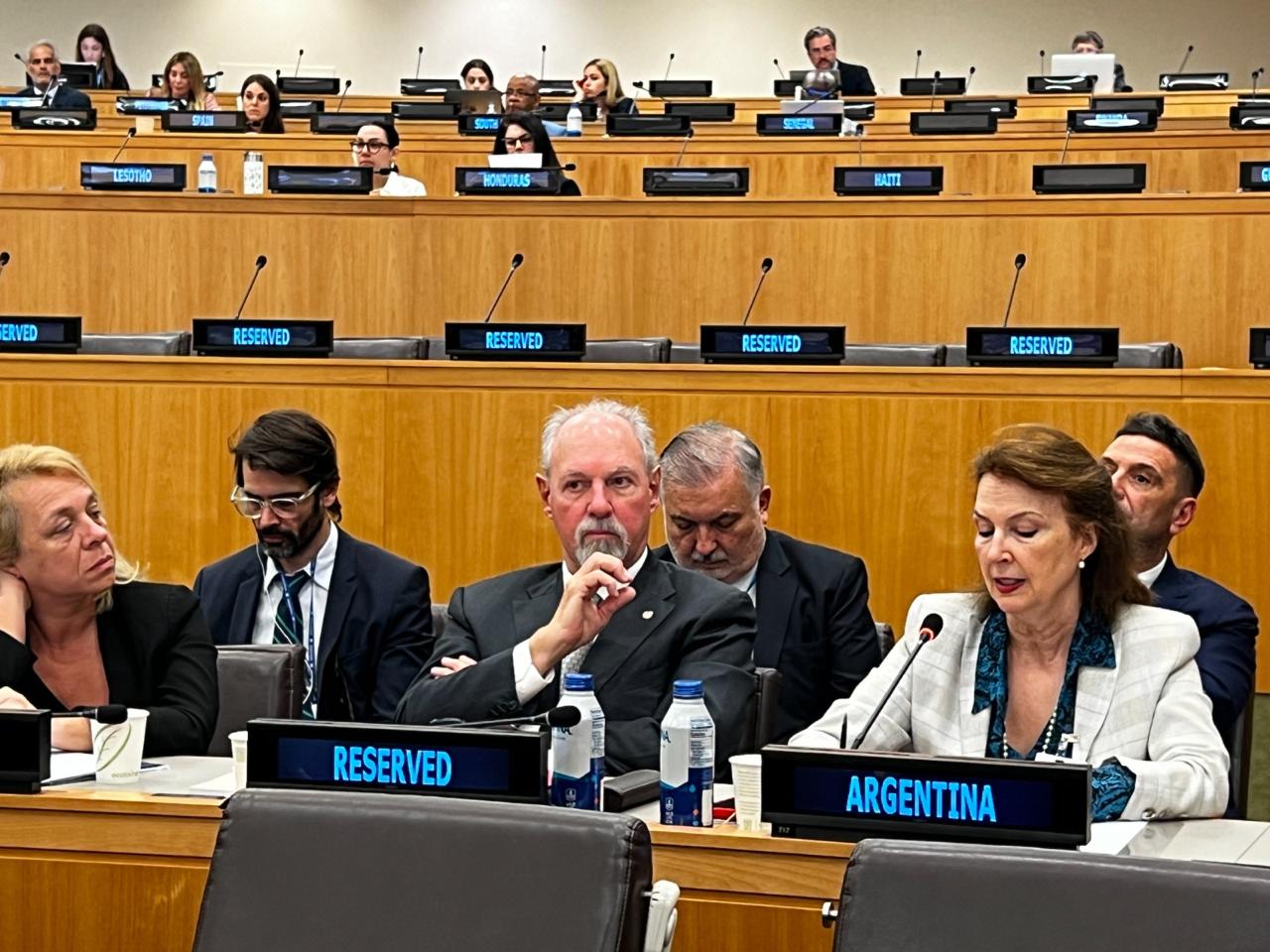 Malvinas: la ONU llamó al Reino Unido y Argentina a reunudar las negociaciones