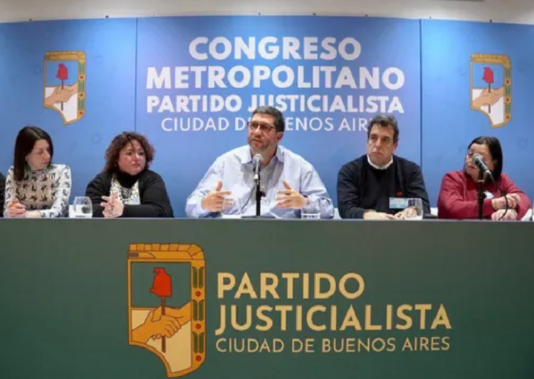 Olmos fue elegido presidente del Congreso Metropolitano del PJ porteño