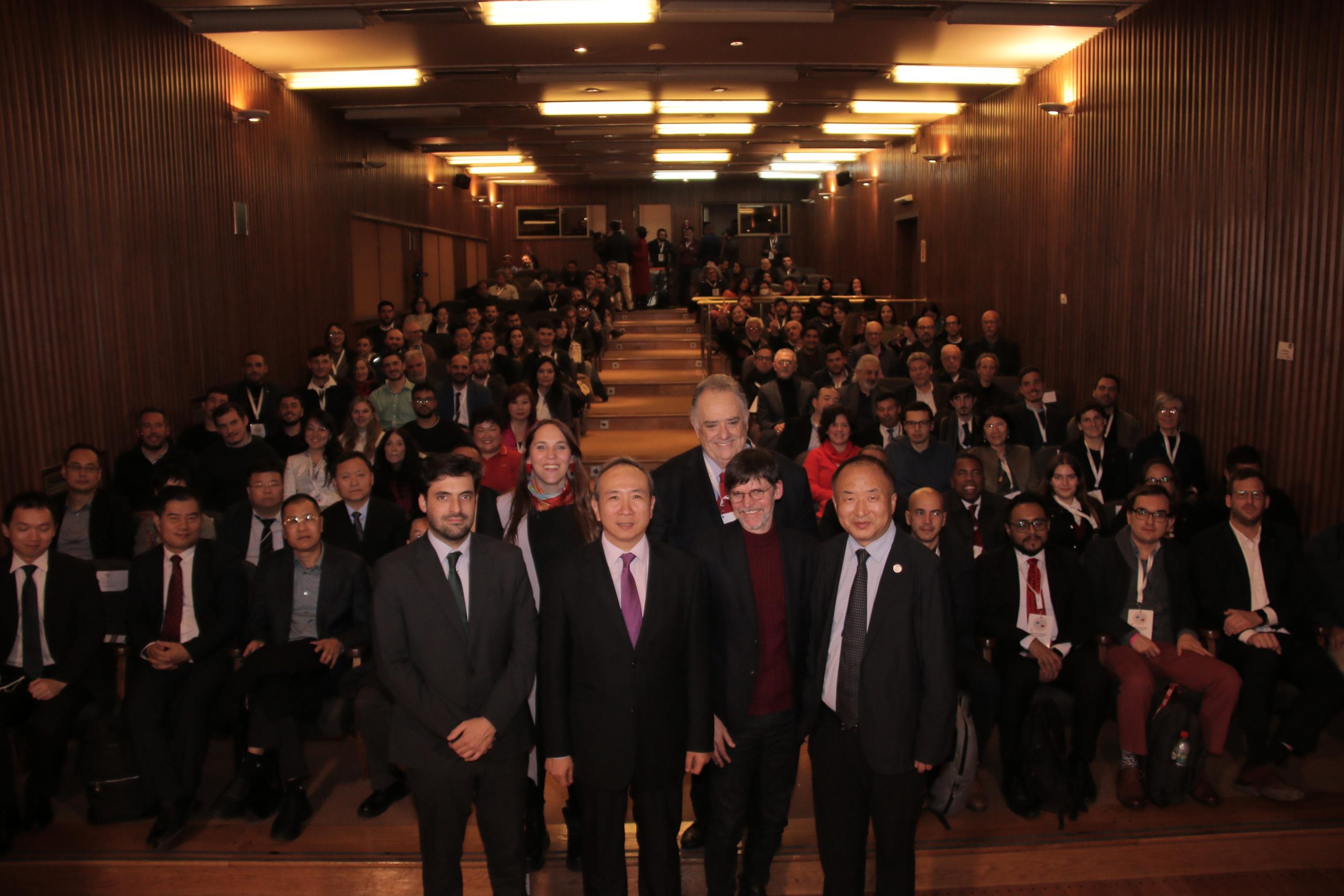 El embajador de China llamó a “defender juntos los intereses del sur global”