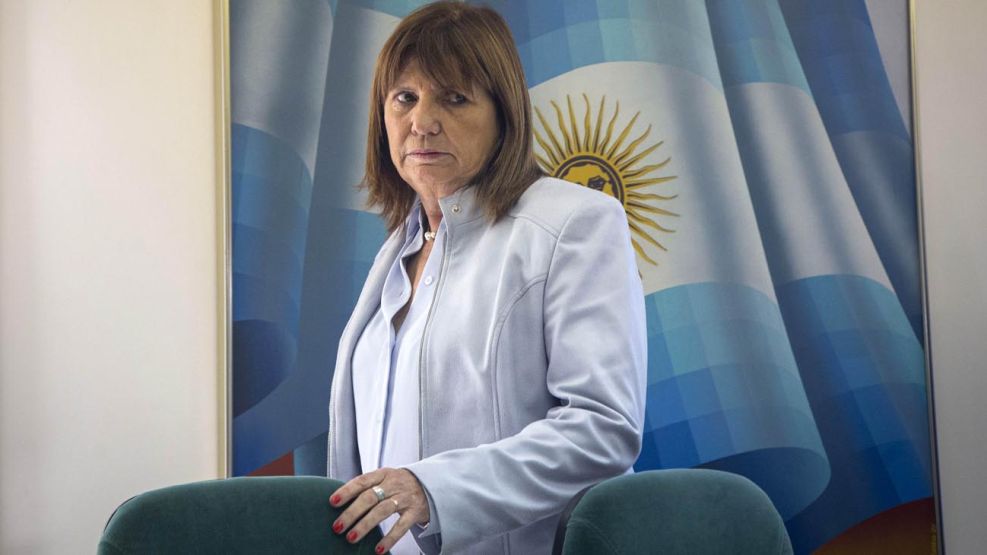 Bullrich también se desligó de los diputados de LLA que visitaron represores
