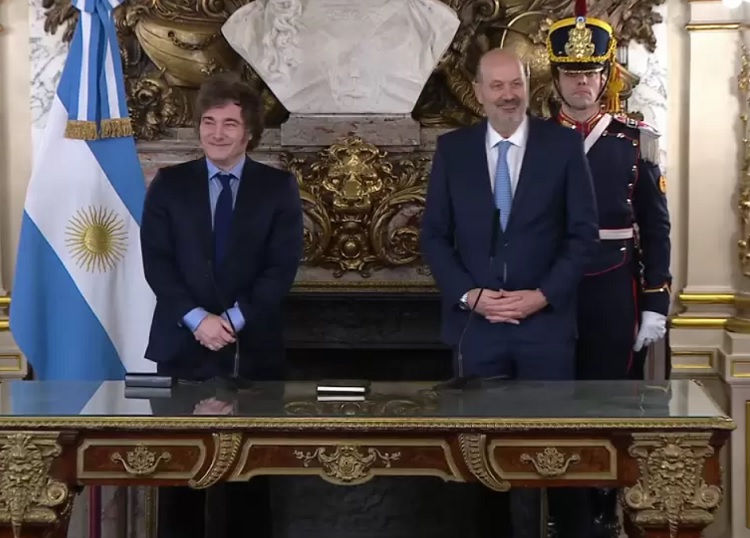 El desembarco de Sturzenegger en el Gabinete desató nuevas internas