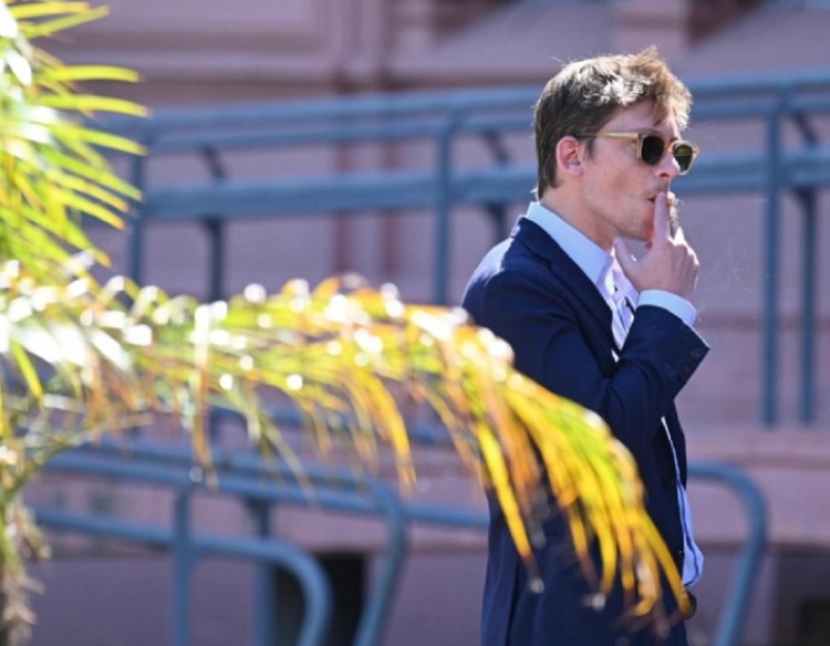 Santiago Caputo suma poder: nombró al vicepresidente de la UIF