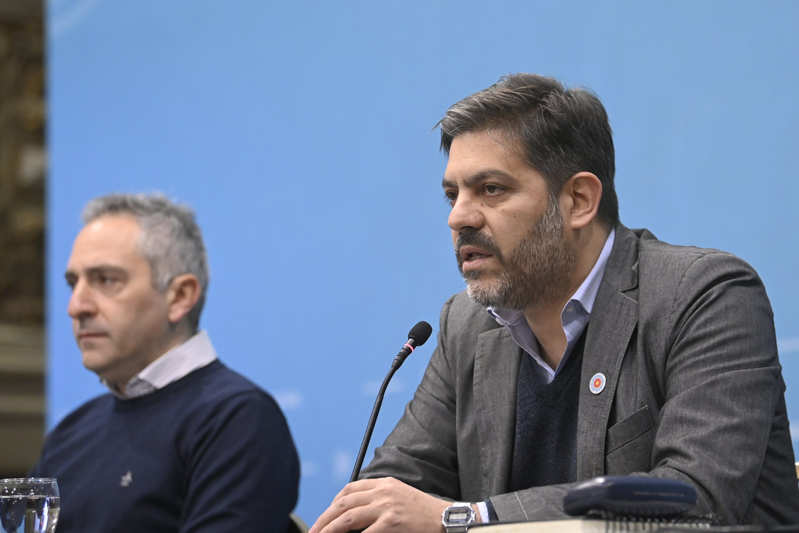 GNL: Kicillof busca la solución en la Legislatura bonaerense