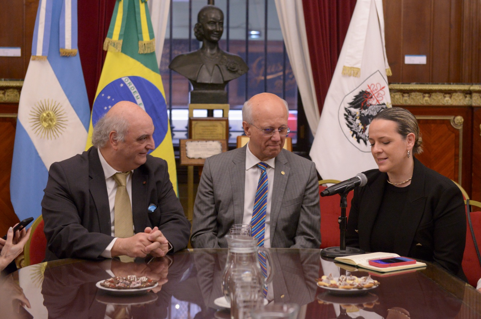 La Legislatura recibió al futuro Presidente del Rotary Club Internacional