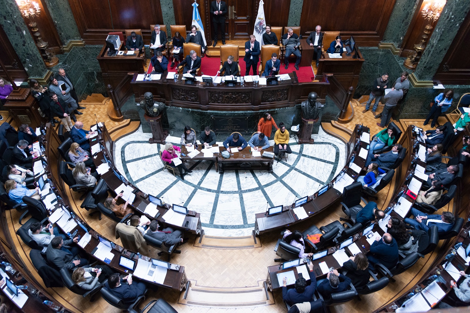 Se aprobó AUSA con votos de UP y Marra y la oposición de Karina