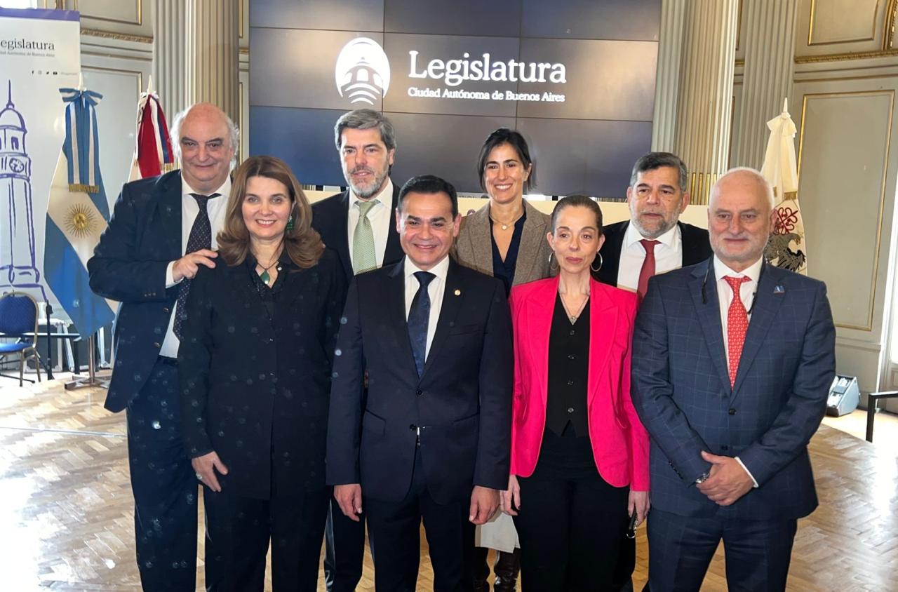 Legislatura destacó como Huésped de Honor al Canciller de Paraguay