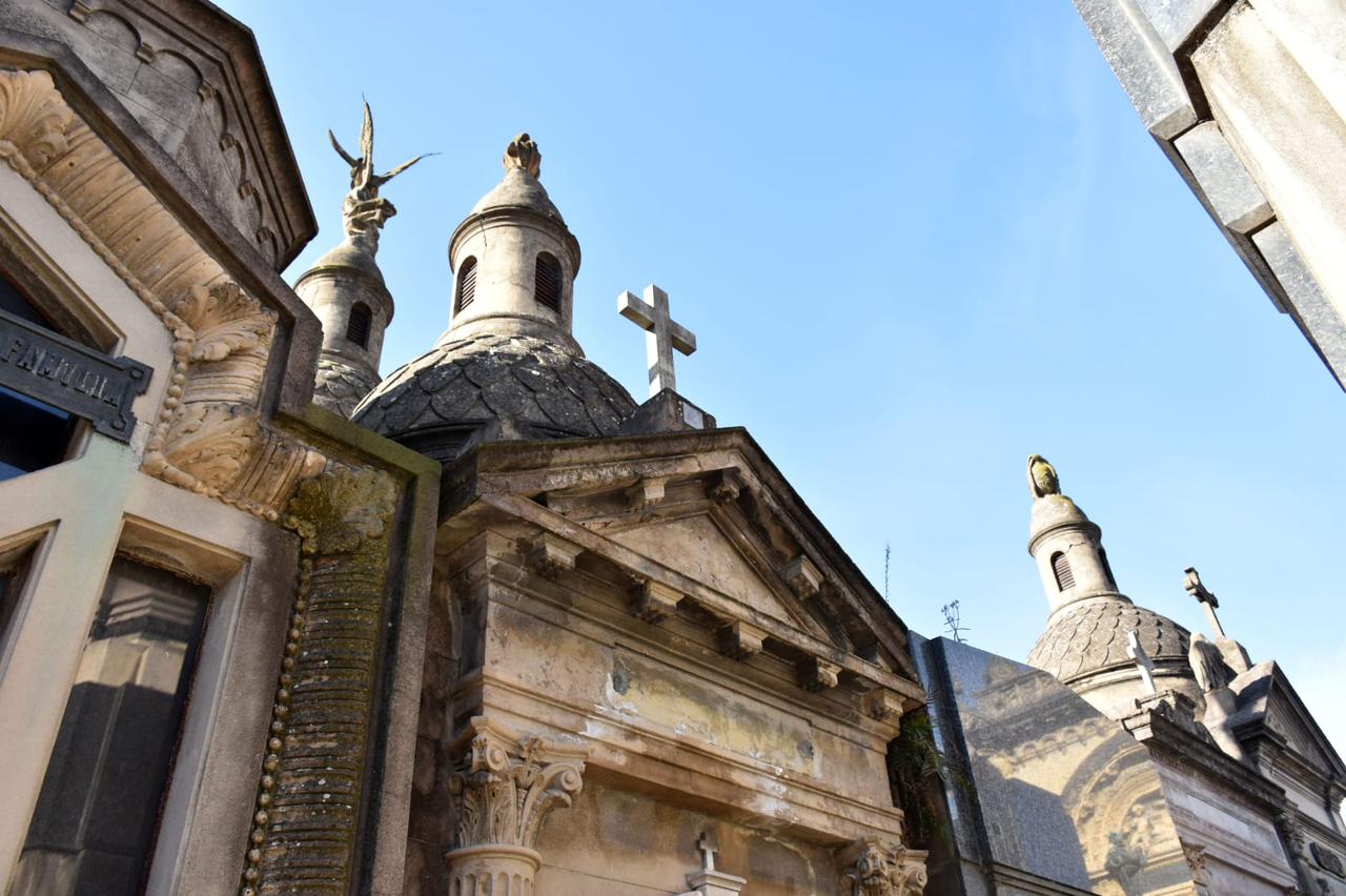 Tras 57 años, vuelven a subastar bóvedas en cementerios porteños