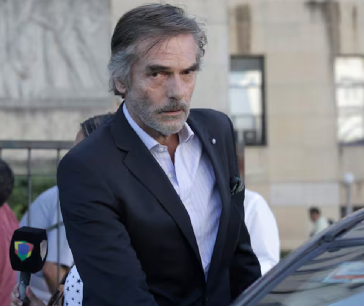 El juez Hornos fue denunciado por su expareja y le imponen una perimetral