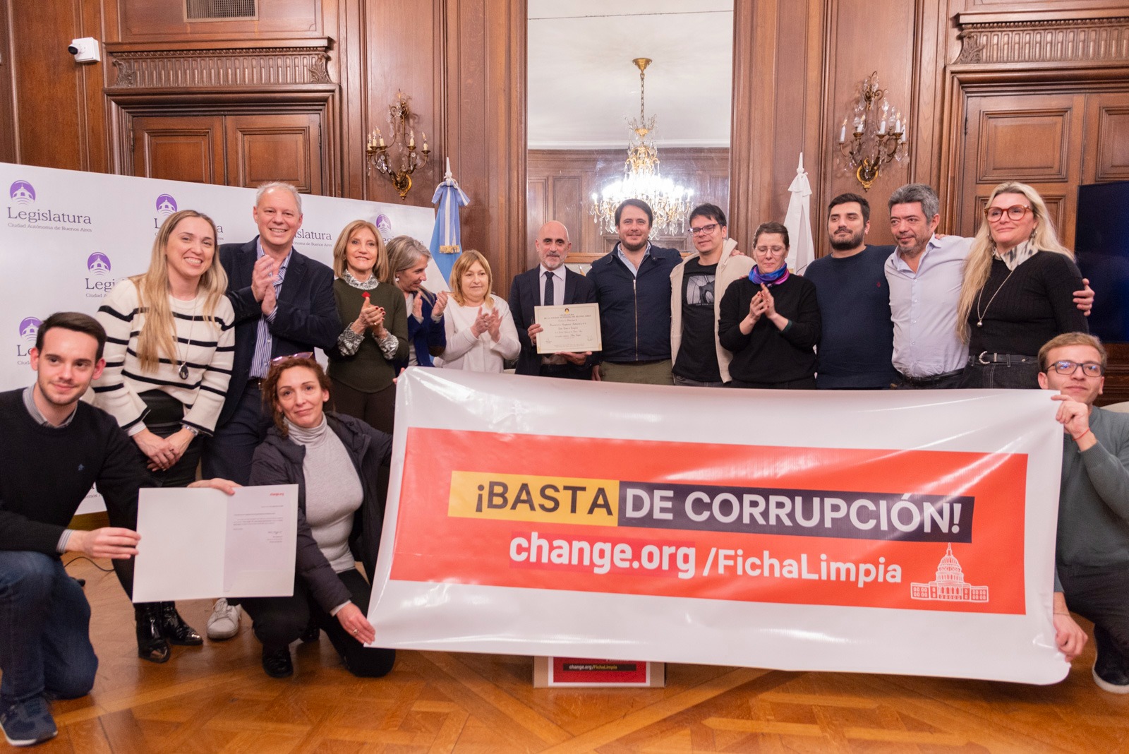 Legislatura otorgó reconocimiento a los que trabajaron por Ficha Limpia