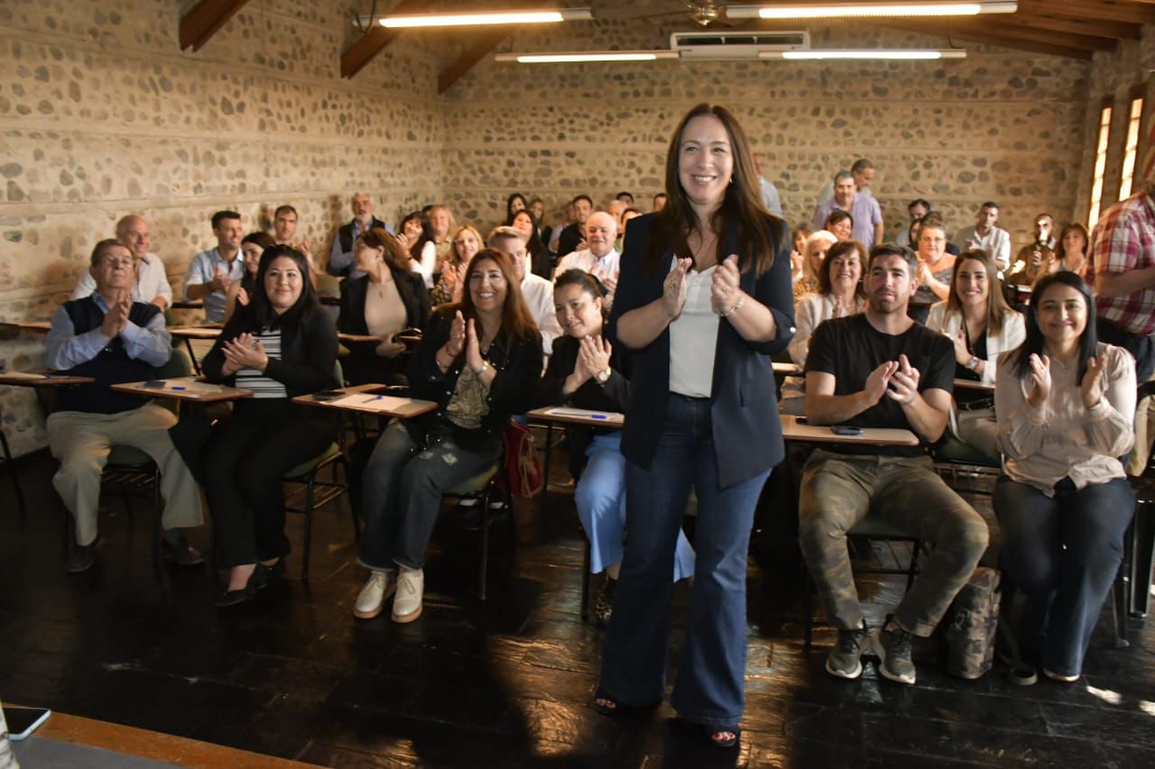 Vidal encabezó un encuentro con intendentes del Pro en Córdoba