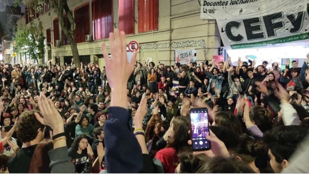 El Gobierno vs. la universidad: "delito" y pide la intervención de la Justicia