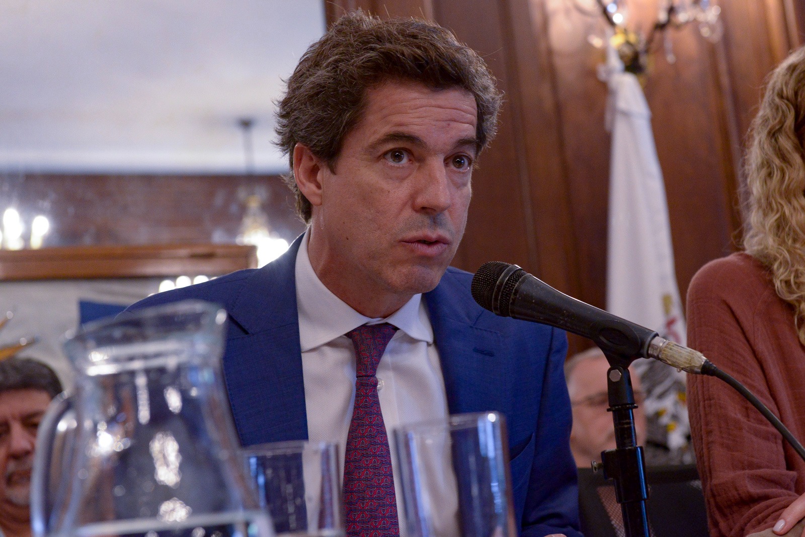 Bereciartua adelantó cambios en los colectivos y reclamó más traspasos