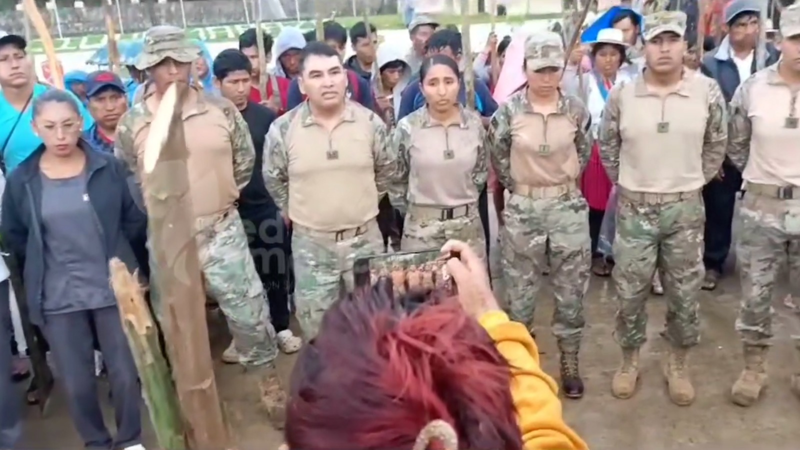 Más tensión en Bolivia: seguidores de Evo Morales tomaron un regimiento