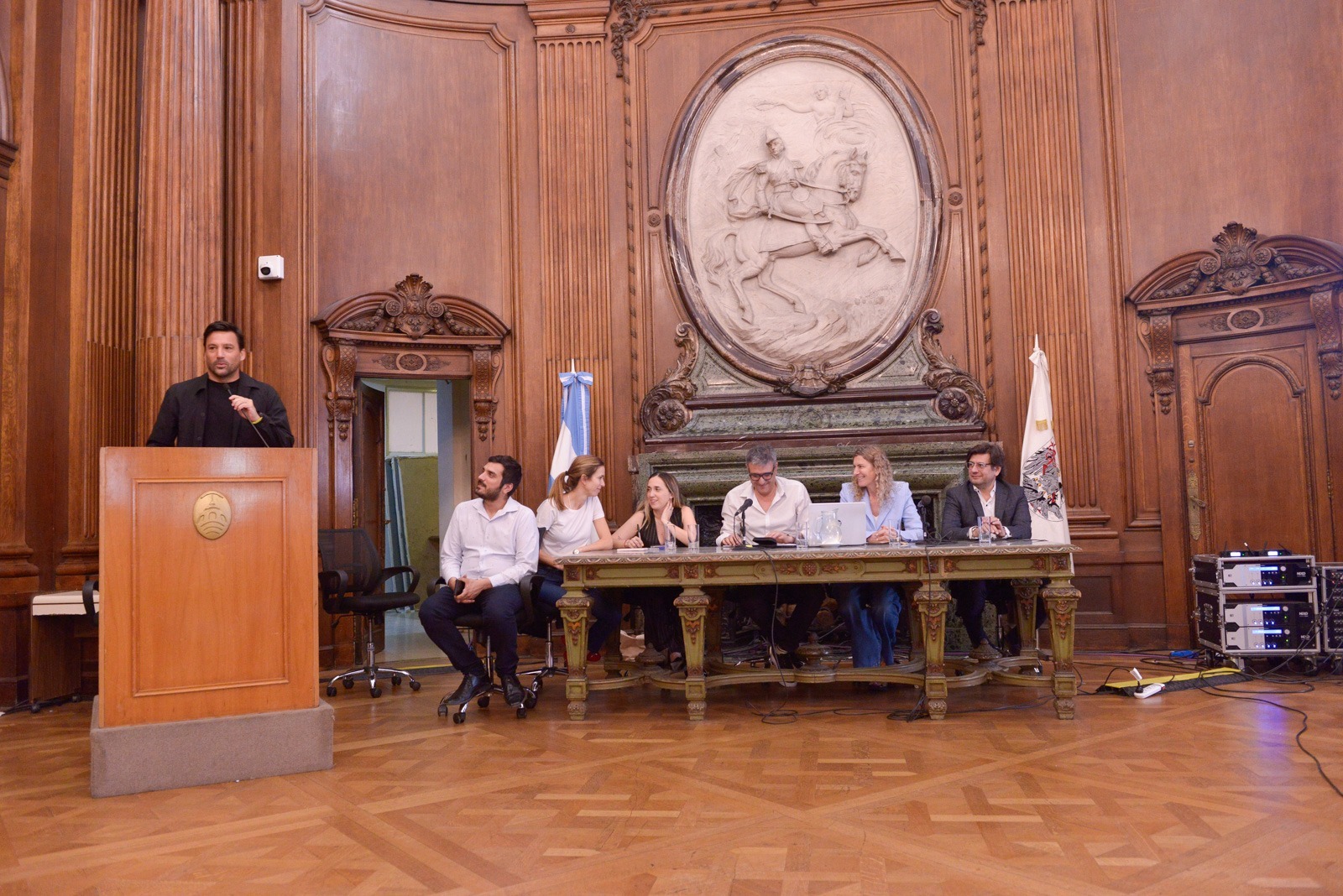 Con más de 1.700 inscriptos, comenzó audiencia por modificación del CUR