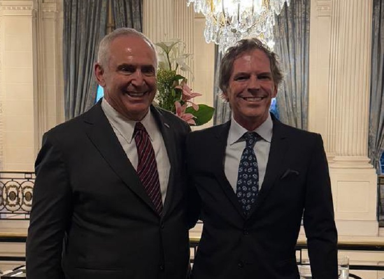 Oxenford se reunió con el embajador de EE.UU: “Tenemos una ambiciosa agenda"