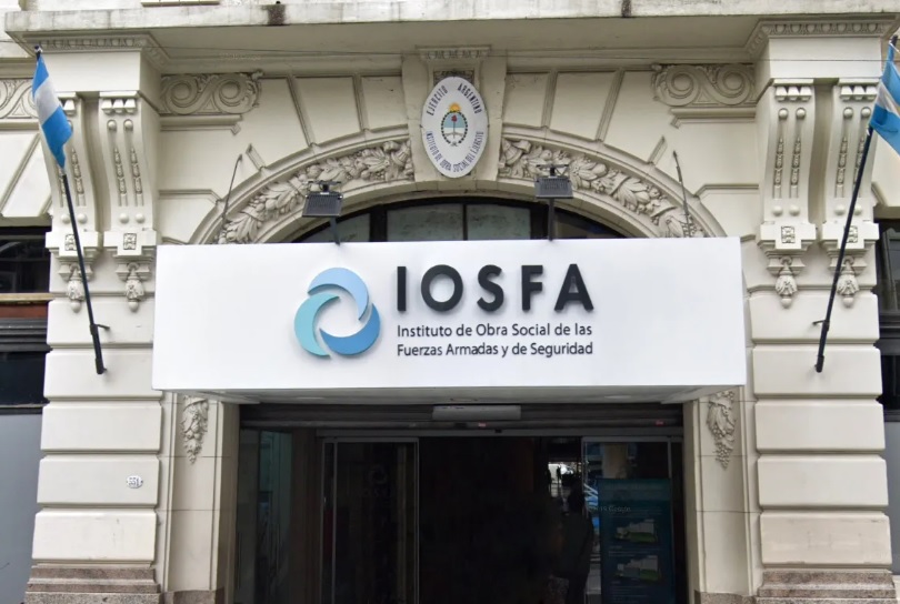 La motosierra llegó a la obra social de los militares: pedirán renuncias