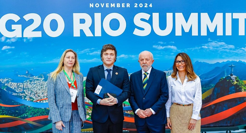 G20: Lula se fotografió de la mano con todos los presidentes, menos con Milei