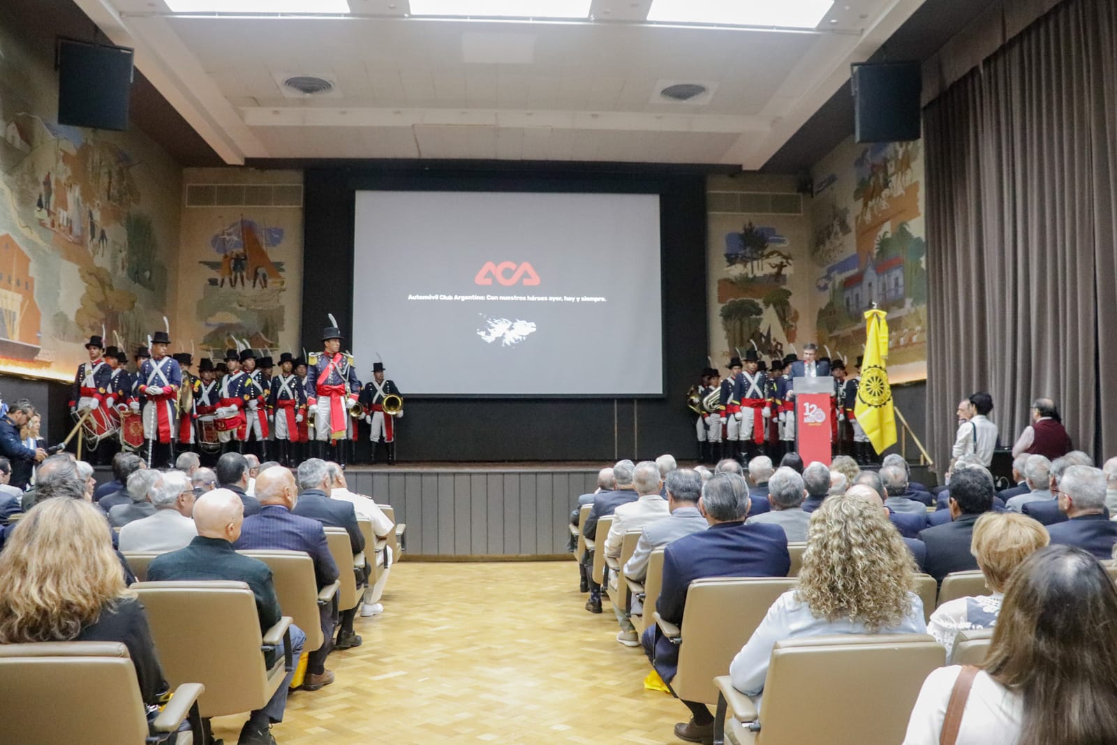 Homenaje a los veteranos de Malvinas en el ACA en el Día de la Soberanía