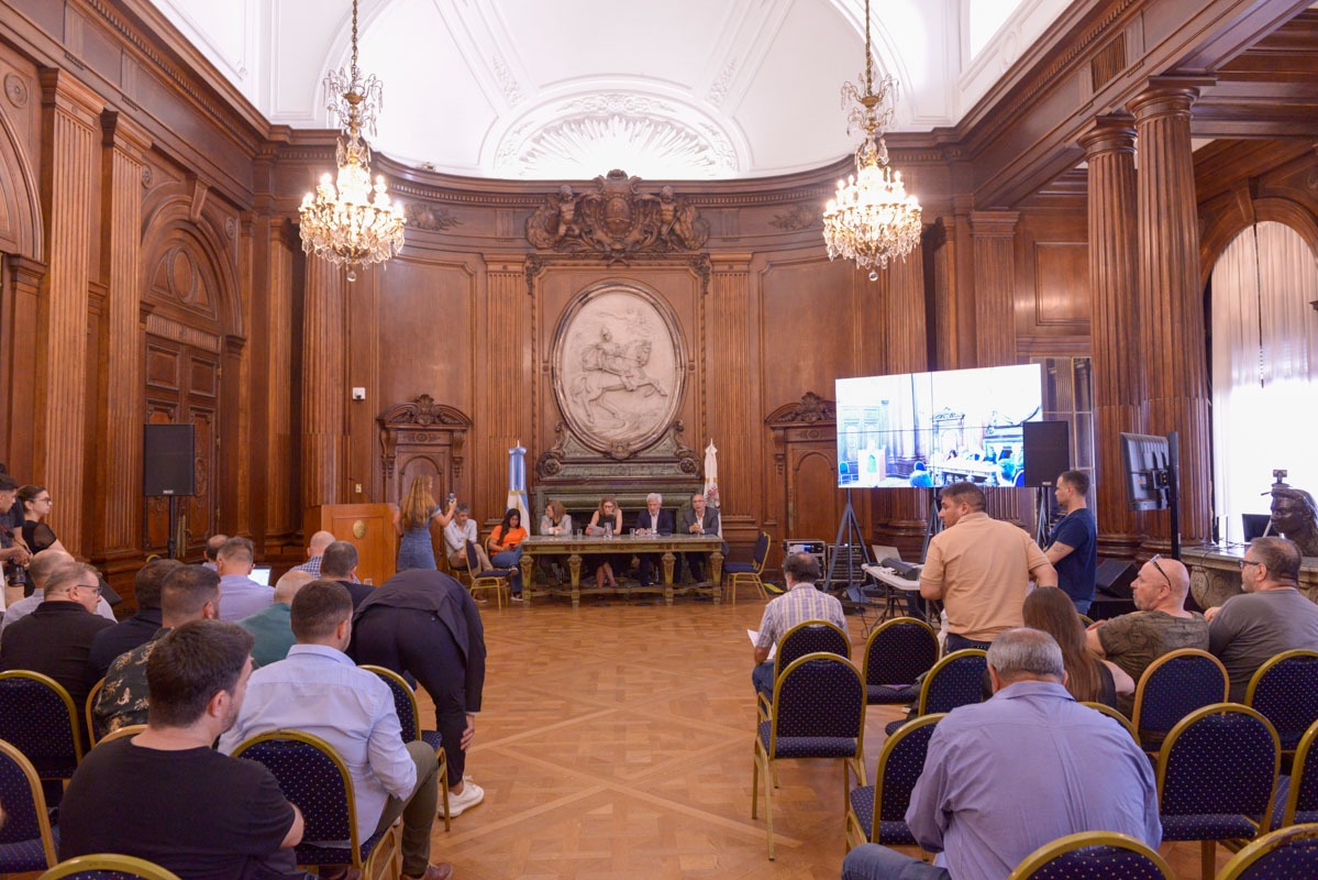 Audiencia pública por la concesión de un predio de Saavedra a Platense