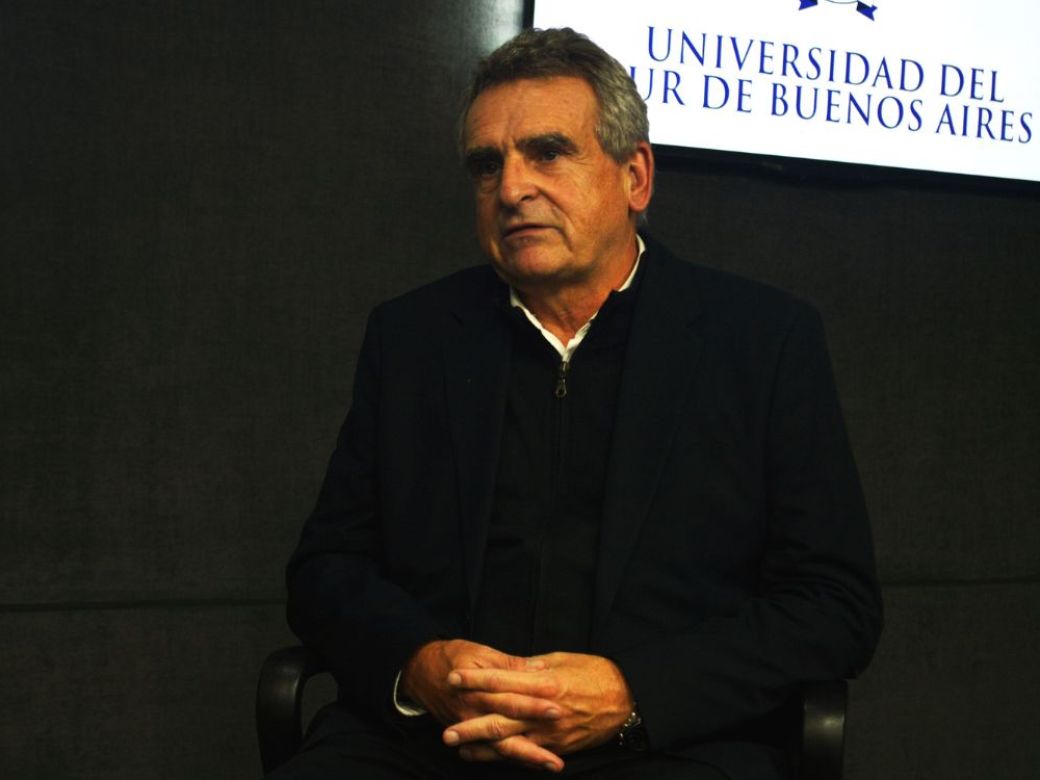 Rossi dijo que la oposición necesita darle "un golpe político" al Gobierno