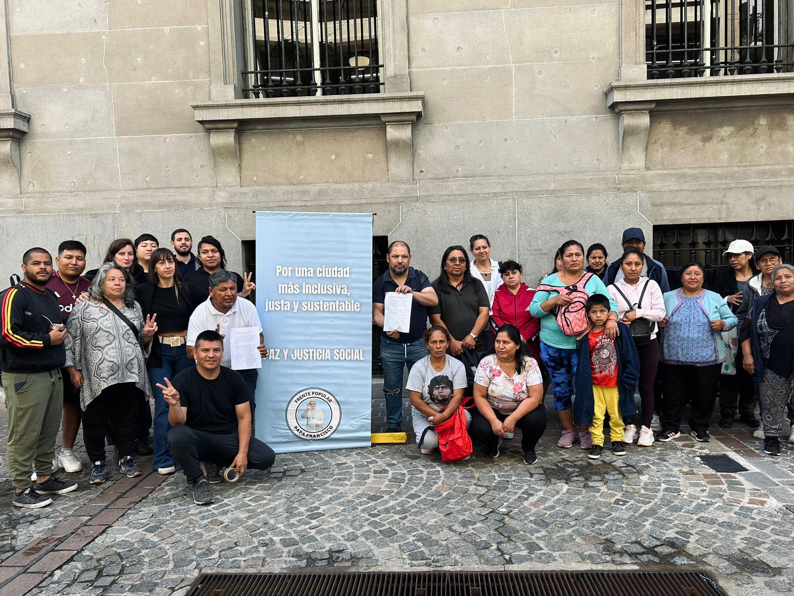 "Por una Navidad sin hambre, sin dengue, y por un hábitat digno para todos"