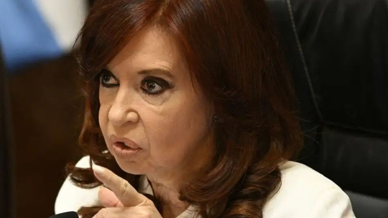 Cristina habló de los roces entre Milei y Macri: "Golpes sucios"