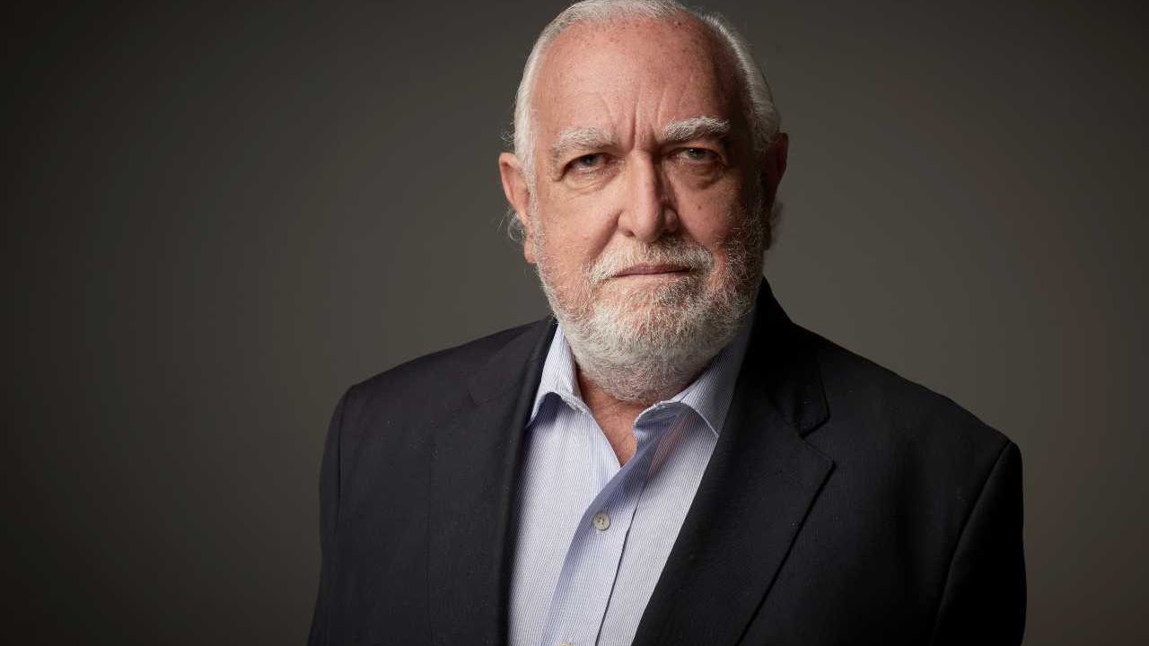 Gil Lavedra pidió la suspensión de las obligaciones de una resolución