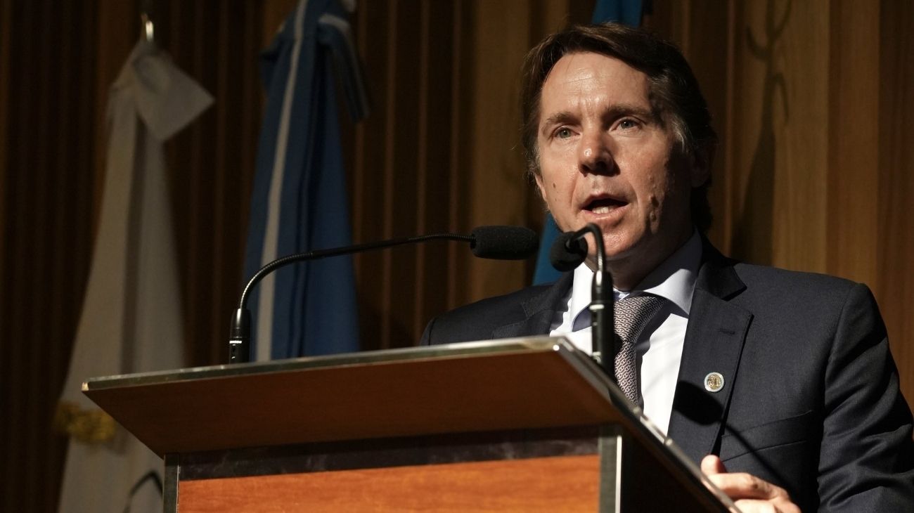 Gabino Tapia salió a cruzar al procurador Casal