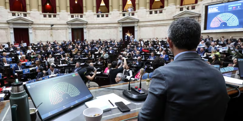 Contra CFK, el Gobierno va por Ficha Limpia en Diputados