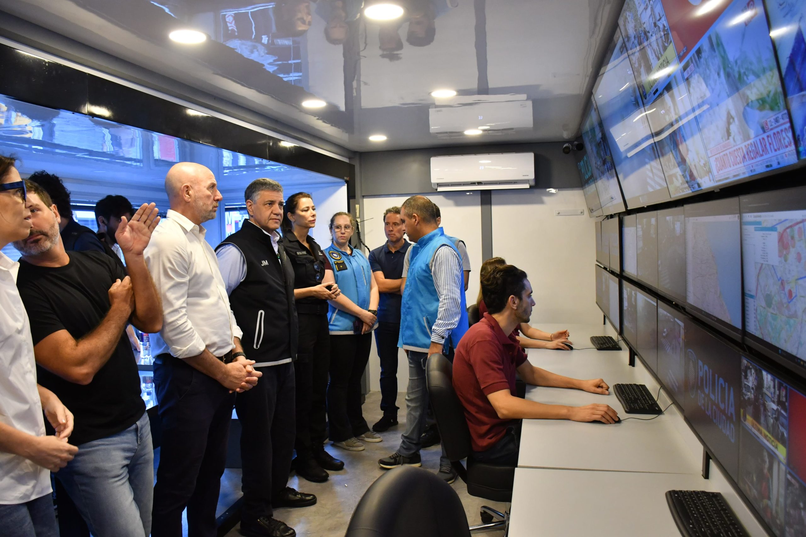 Jorge Macri: “Tenemos que cuidar a la gente que está dentro de la ley”