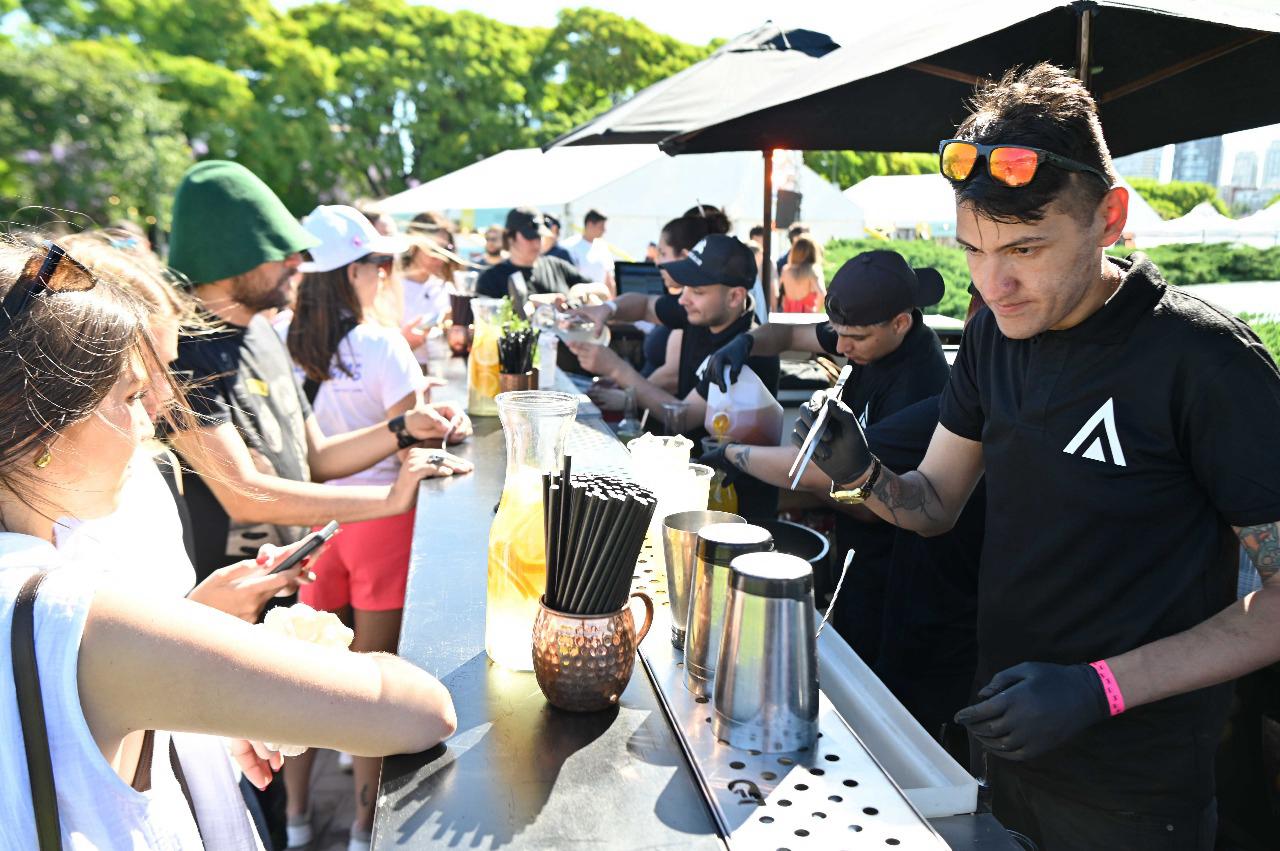 Mercado Fusión: la mejor gastronomía al aire libre en el Planetario