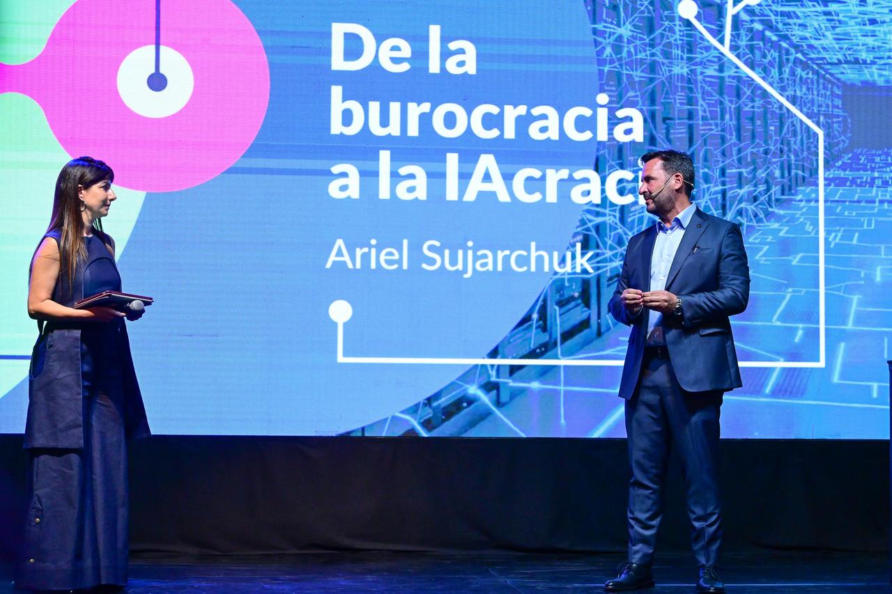 Sujarchuk lanzó un espacio para la formación de una ciudadanía y ética digital